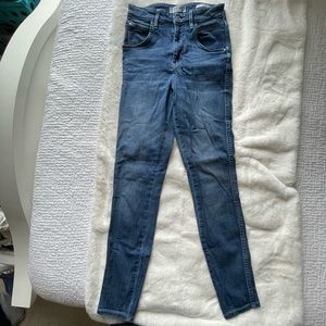Guess Super High Rise Jeans